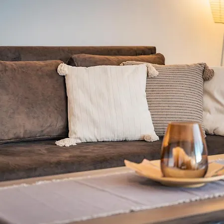 2br Cozy House Near Tsarevets Fortress